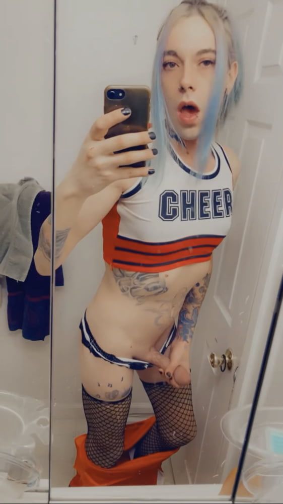 Hot Cheerleader #27