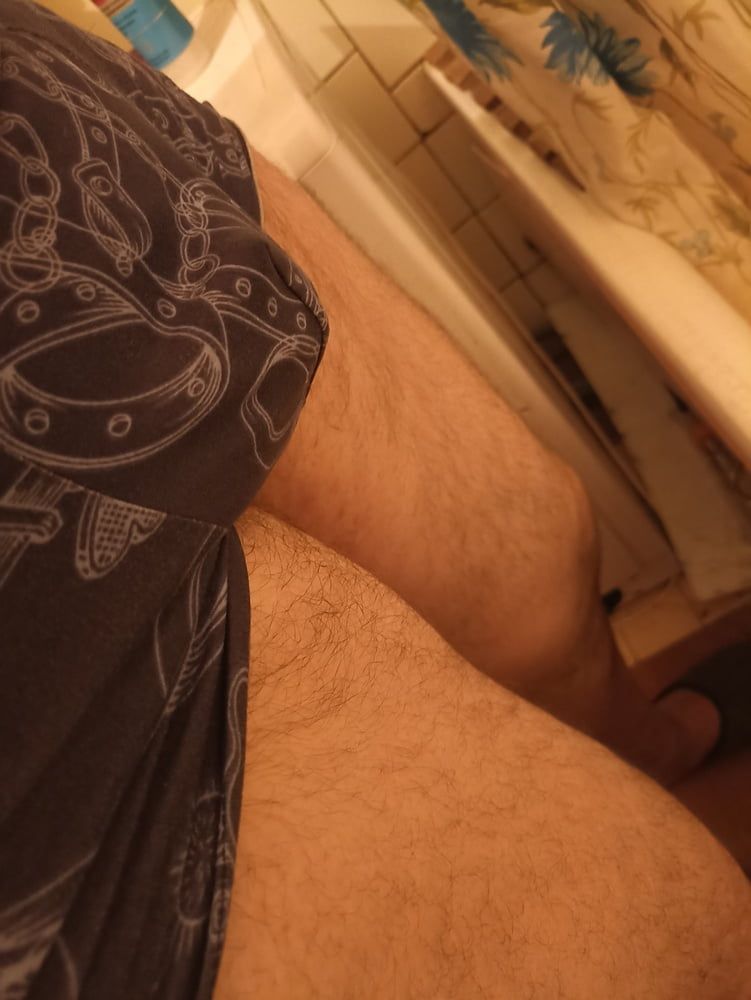 bulge,piss and belly #6