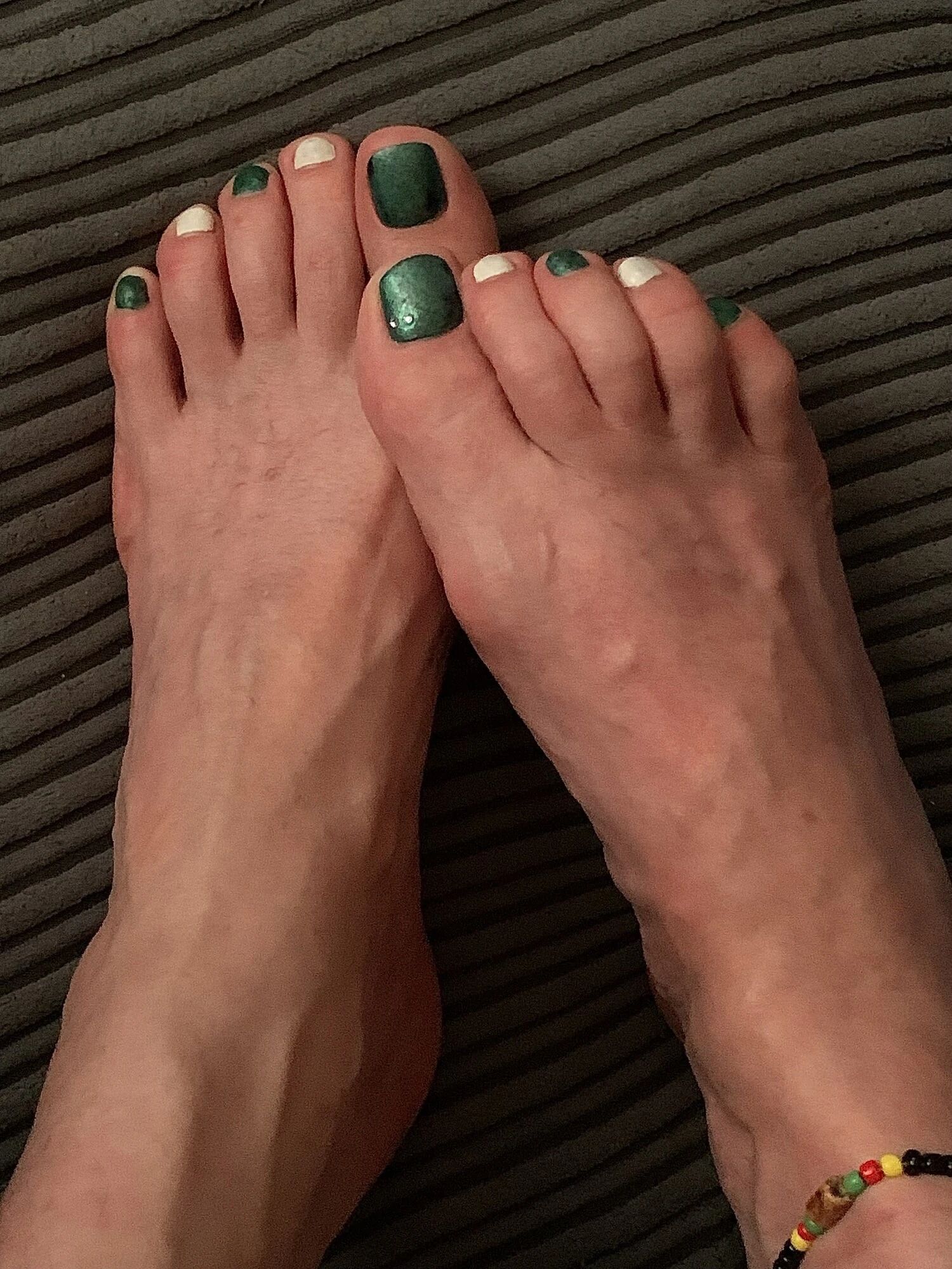 New photos of my feet and toes 