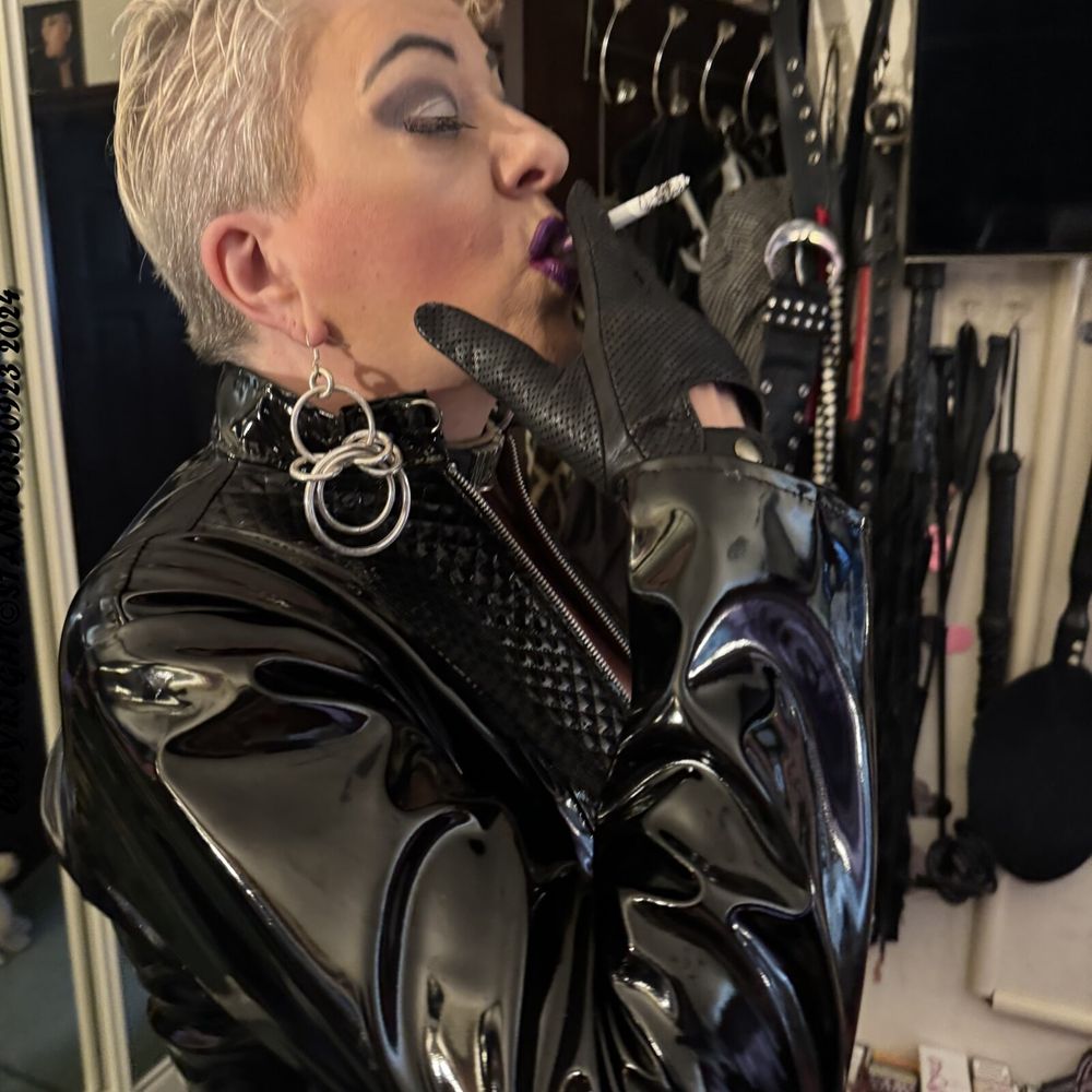 SHIRLEY MISS DOMINATRIX #15