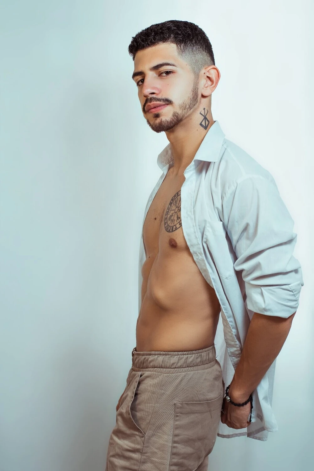Alejandro Storm Free Photos #5