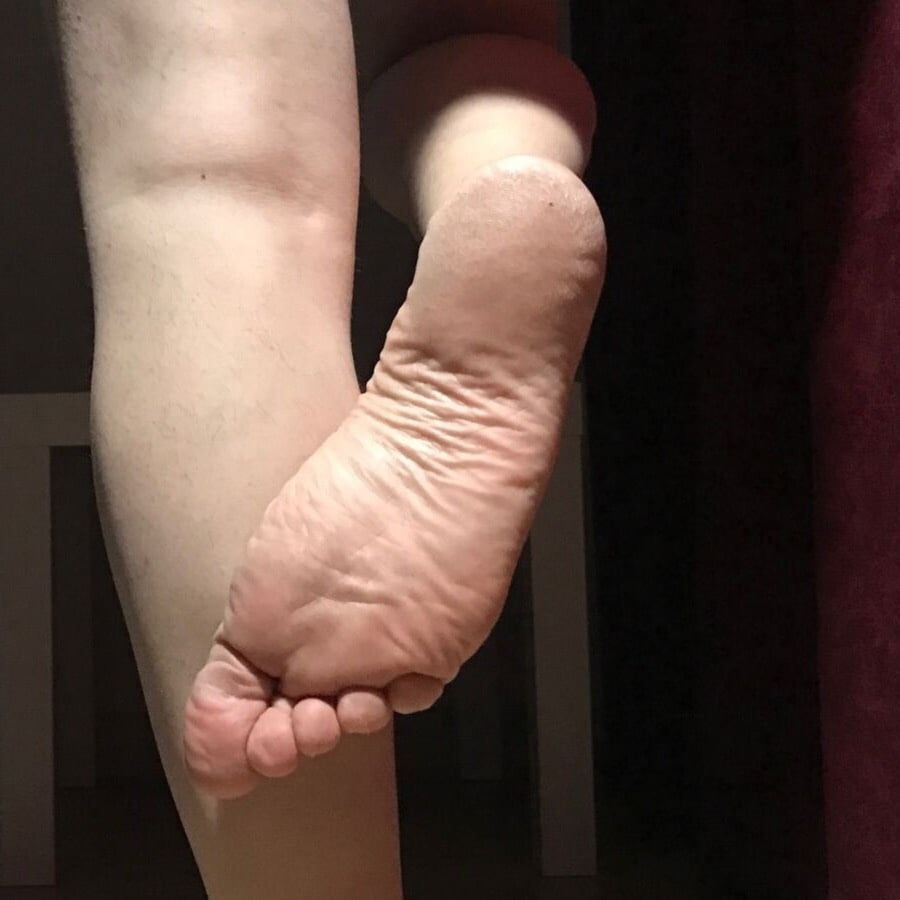 My sexy ass and feet at your service #3