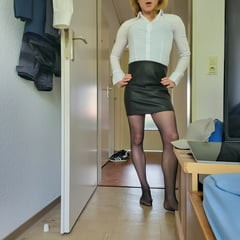 Secretary Outfit and nylon naughty in hotel room