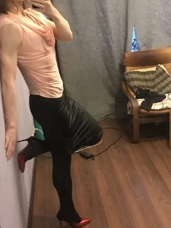 sissy secretary         