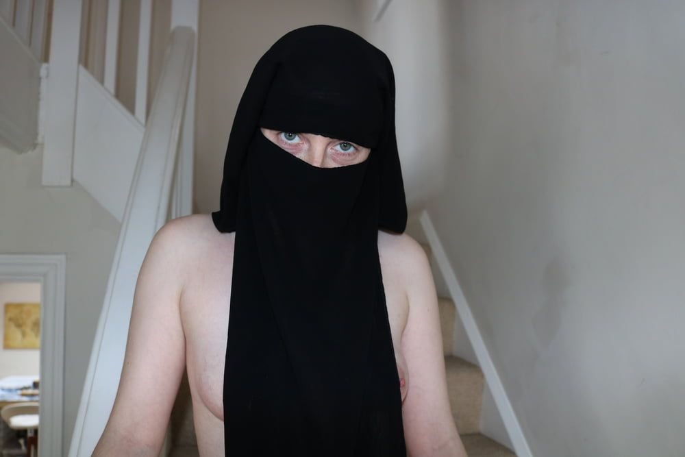 Niqab slut #11