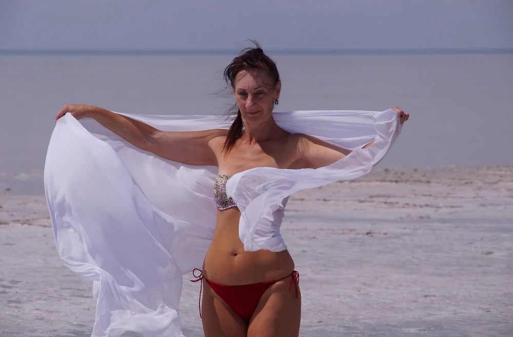 Whiter Shawl on Elton saltlake