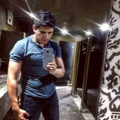 Follow me in instagram aalex_hnj95