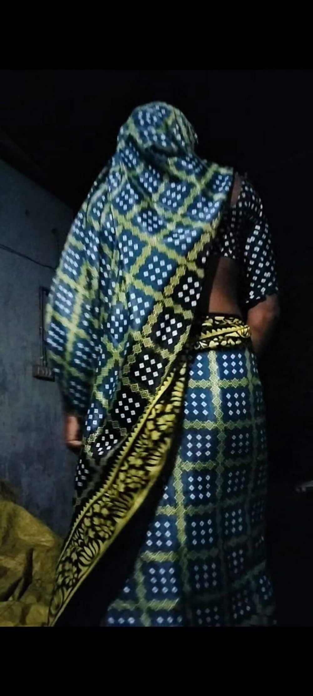 Wear saree in night #13