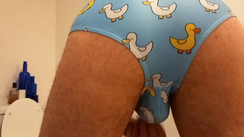 Small penis bulge cum in cute duck speedo, brief, trunks. #22