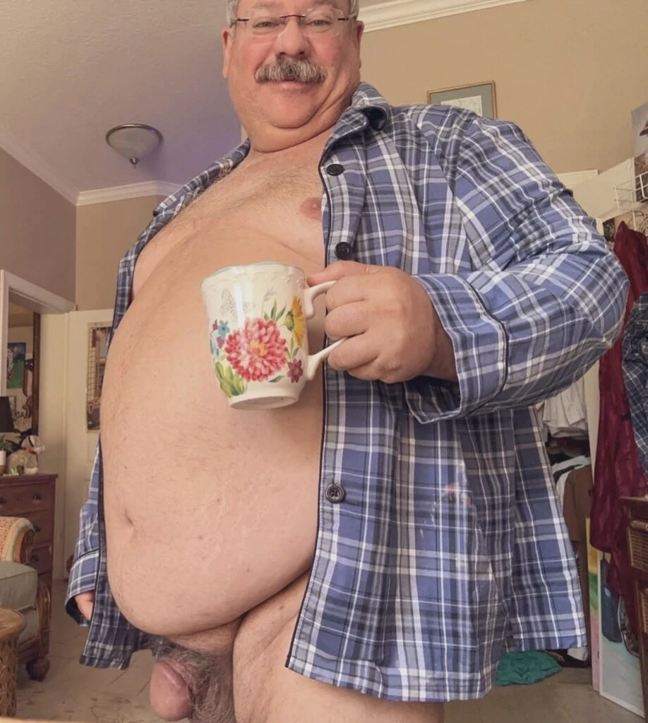 OLD STRENGTH COACH WITH FAT COCK #49