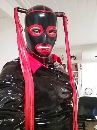 latex mask        