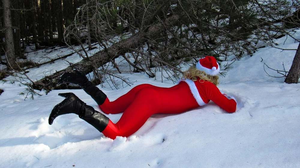 Shy snowflake shows off her ass in stockings. #32