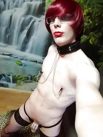 sissy femboy         