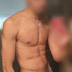 샤워 후 섹시한 남자