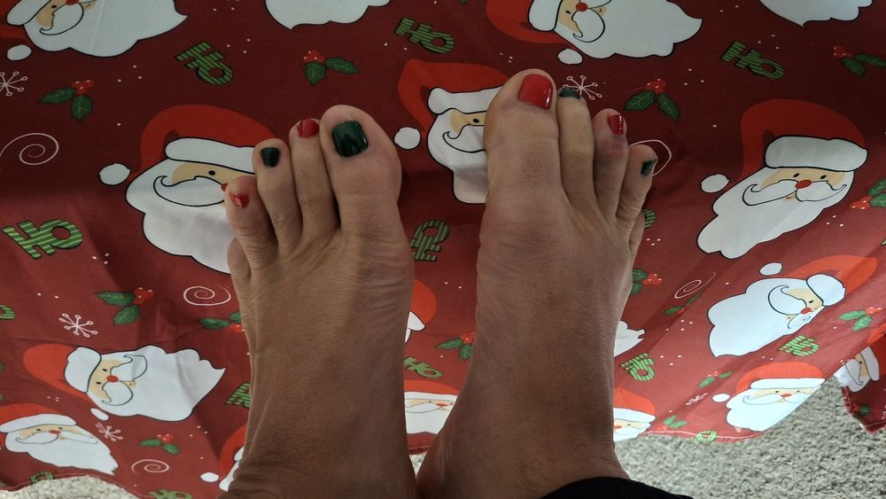 My Christmas toes #19