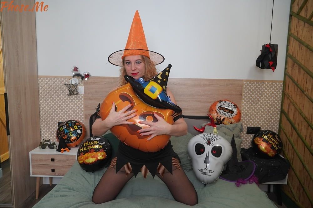 Marta Is A Horny Witch For Halloween #11