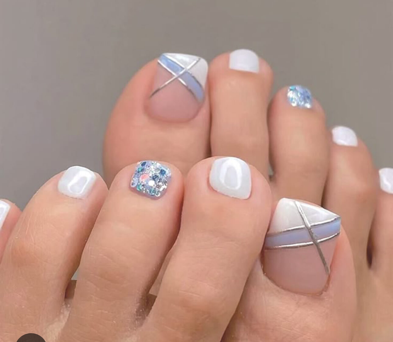Mani  Pedi