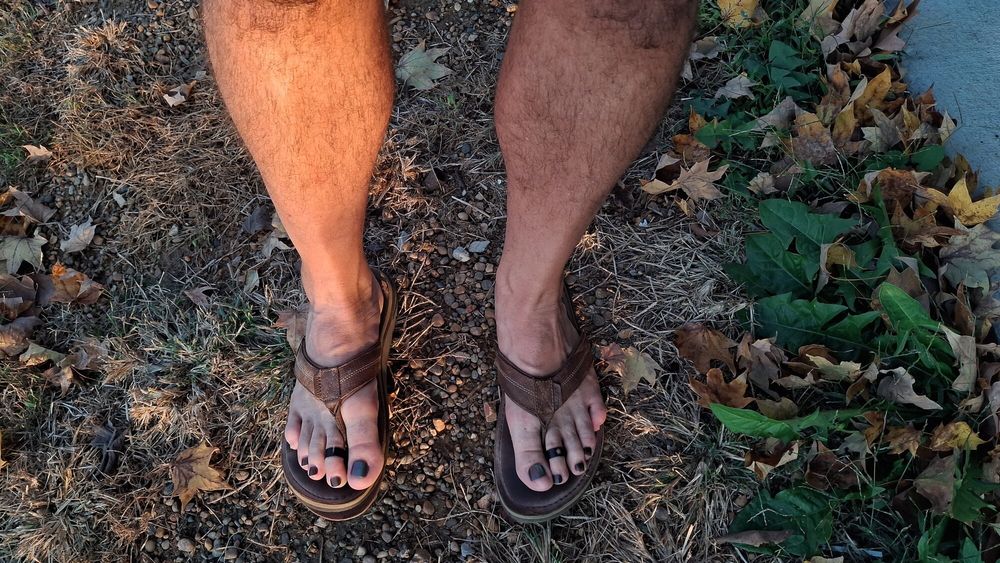 Feet in the leaves #34