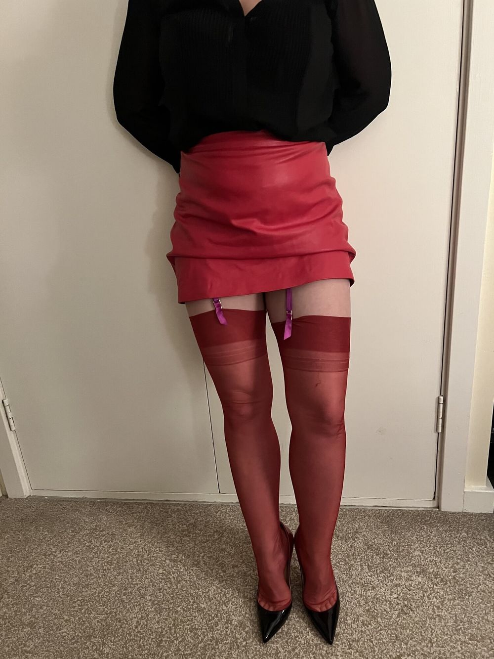 MILF dressed in stockings and skirt for night out #8