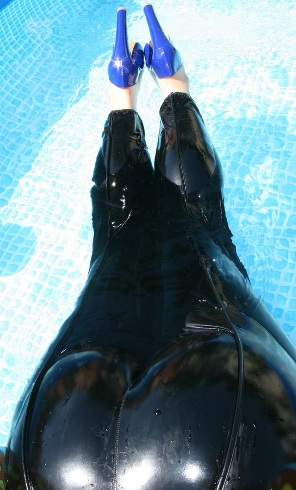 BWB in the pool #42