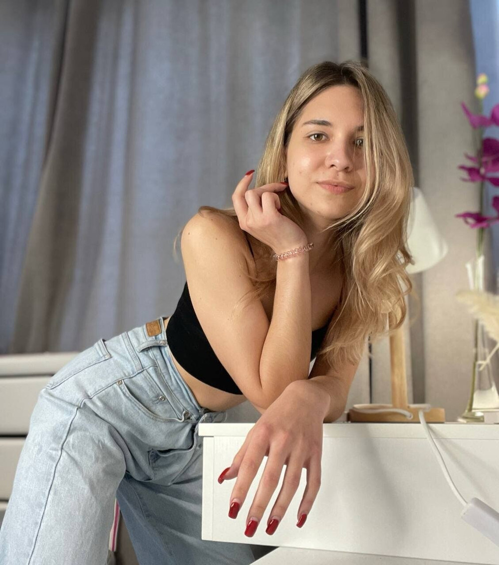 Cassandra Free Photos #55