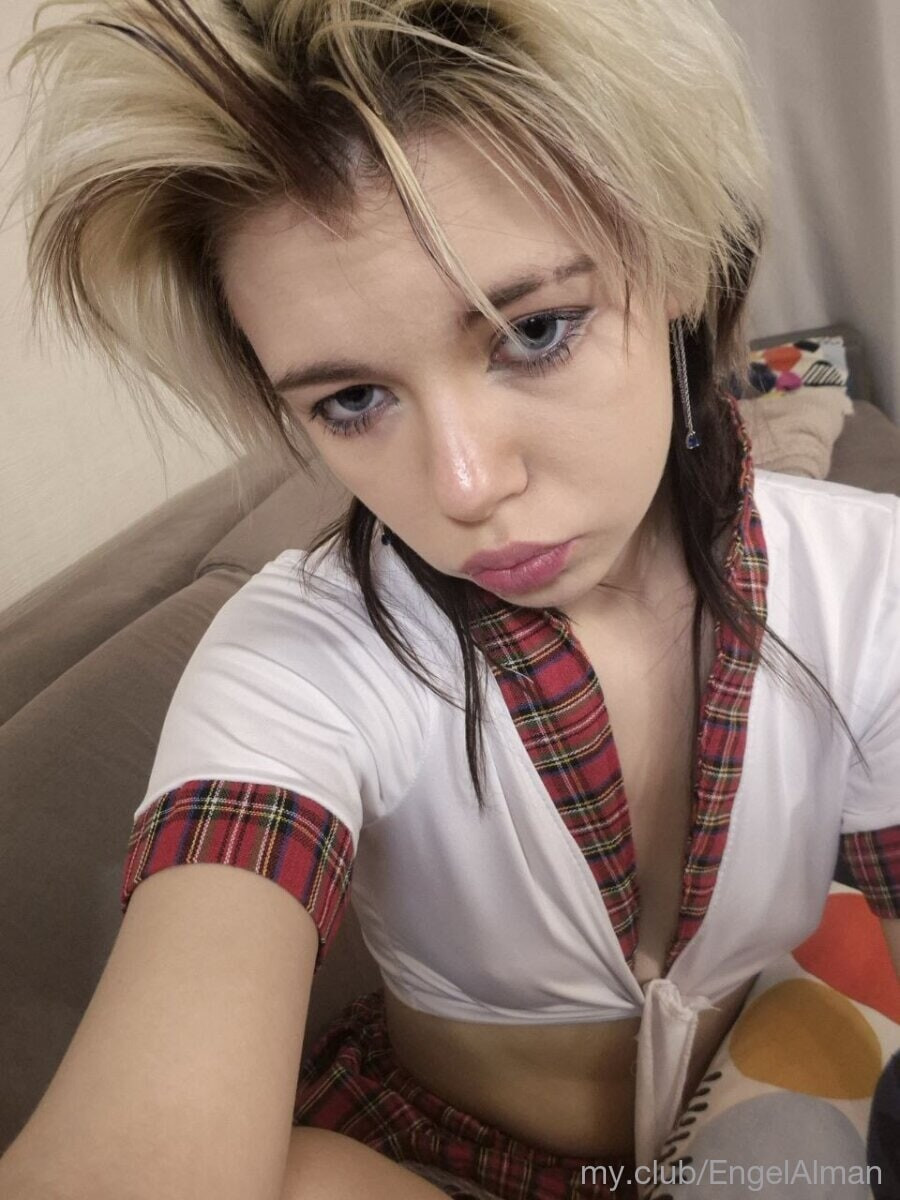 Lilian Free Photos #12