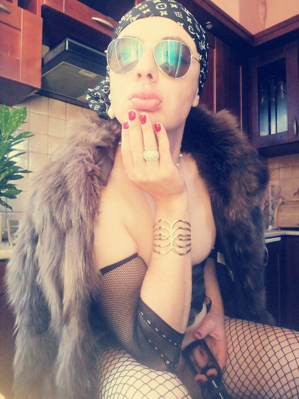 Isabell Kitty bad girl #9