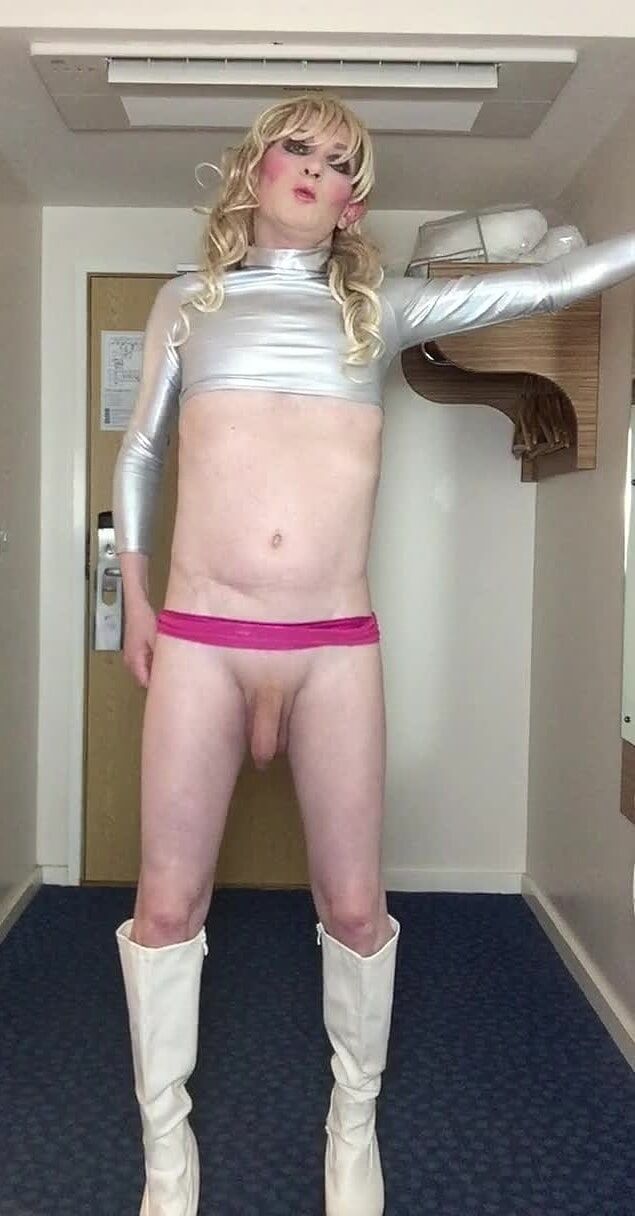 Sissy in shiny silver and pink #23