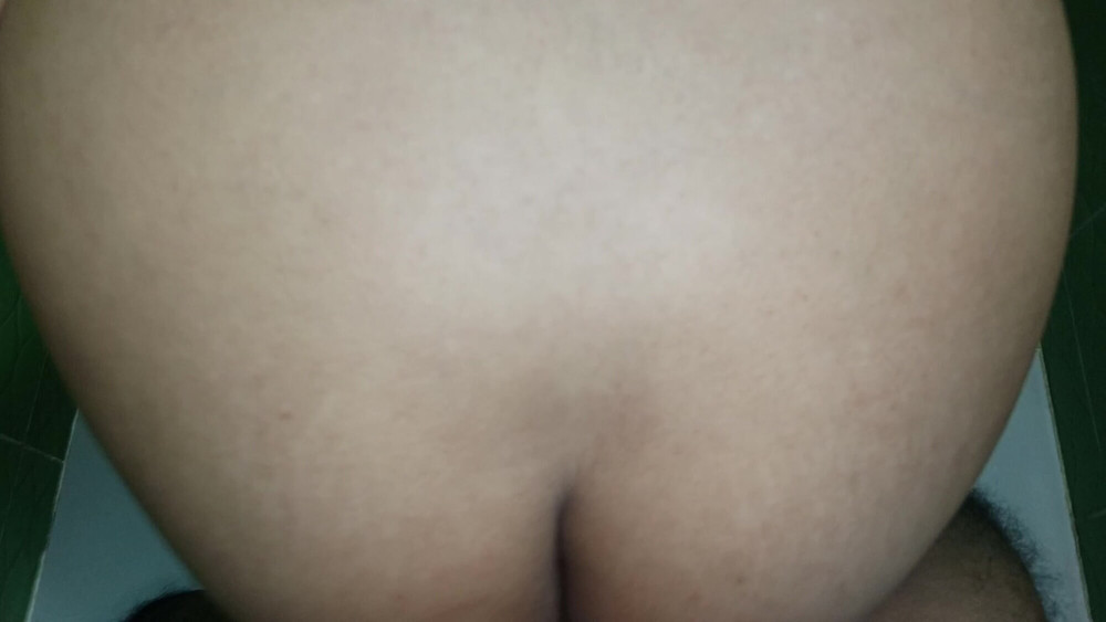 I fucked my stepmother in the toilet because no one was home #13