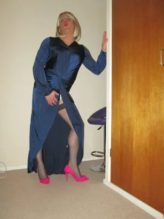 sissy satin dress and pink heels         