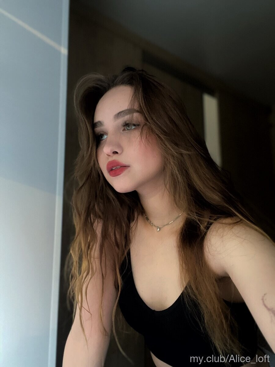 Alice Free Photos #25