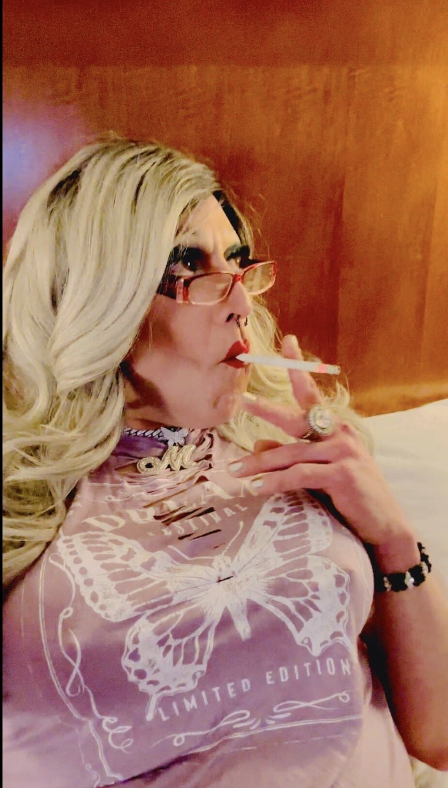 Marilyn Smoking Hotel  #26