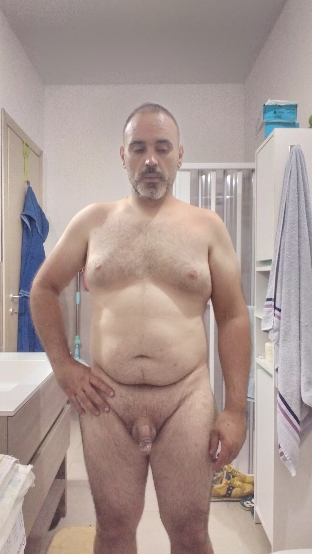 Ragazzo mostra il suo pisellino minuscolo  #14