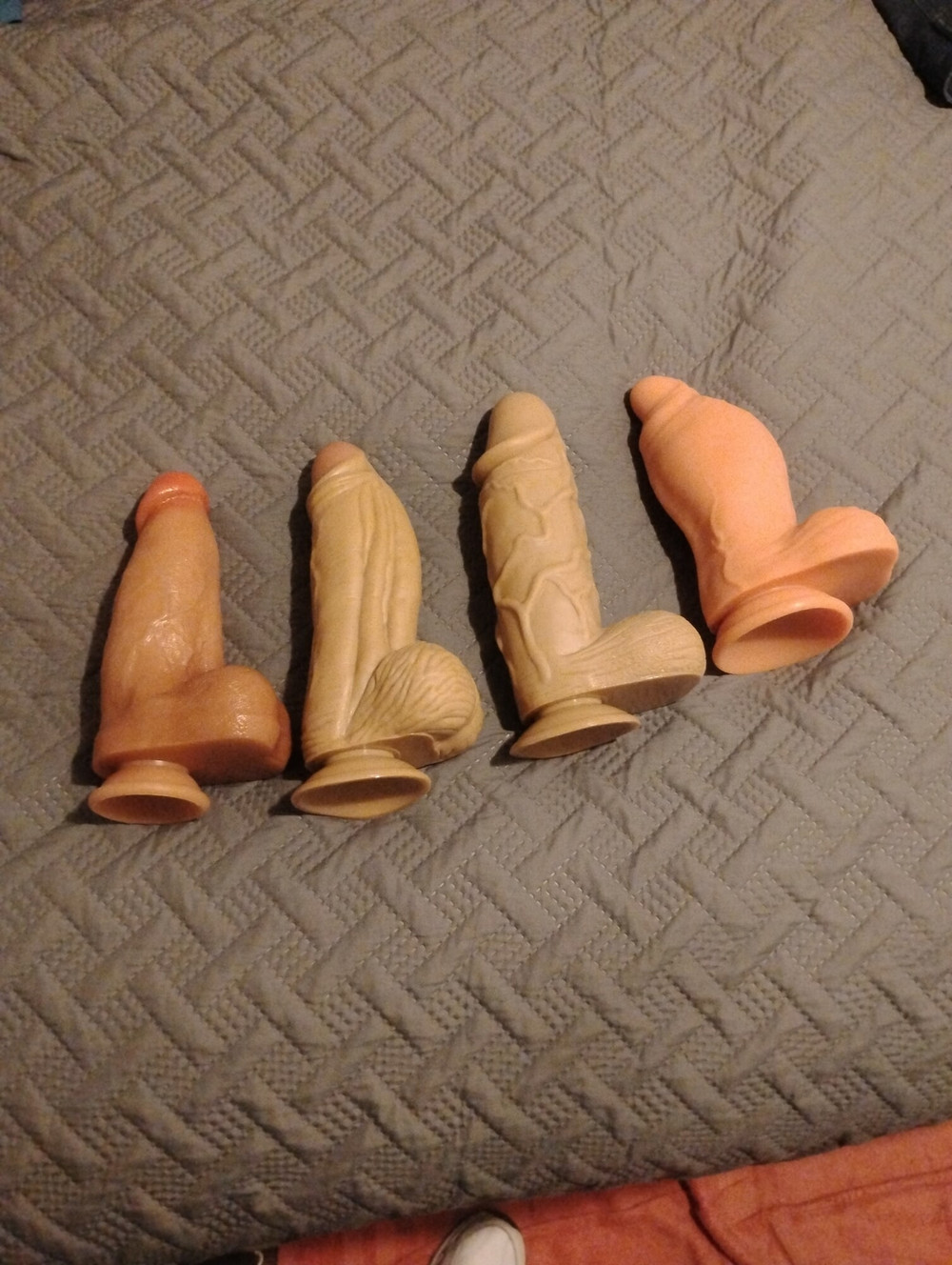 My new huge dildo 3.5" Diameter 11" circumference  #2