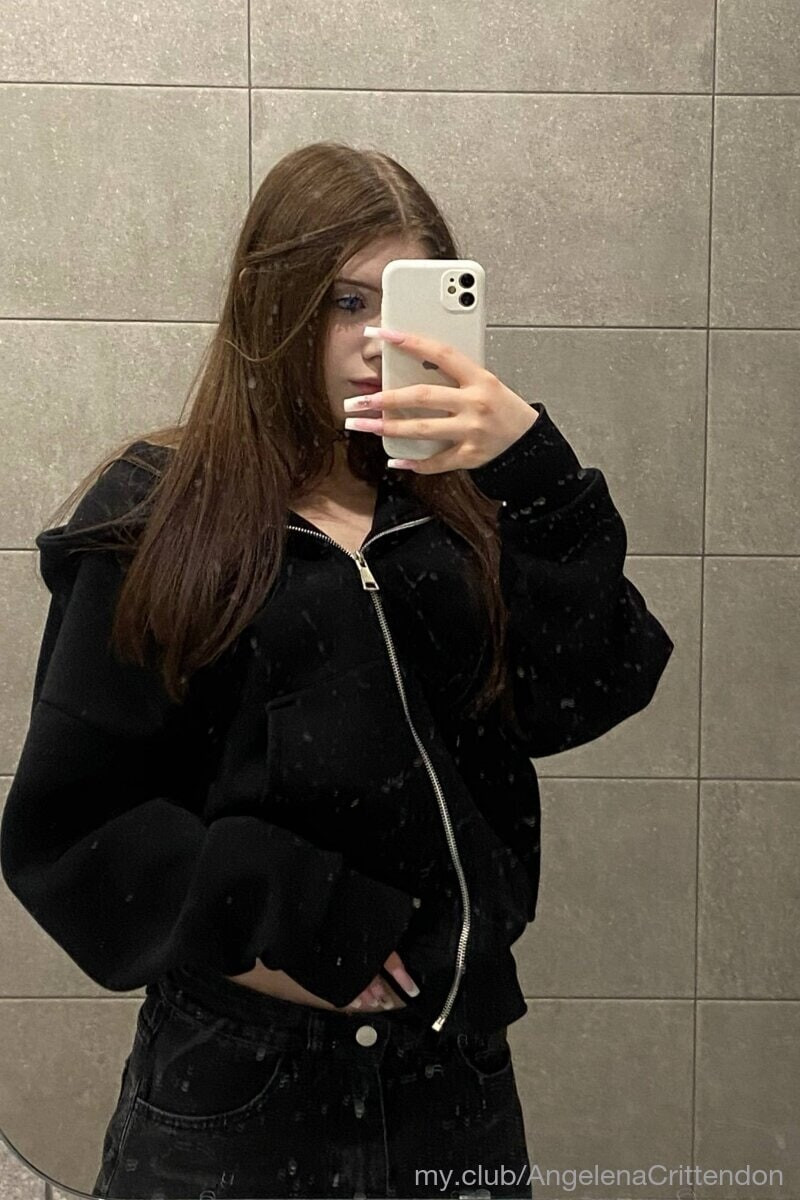 Molly Free Photos #57