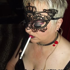 SLUT LOOK 