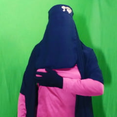 Bangladeshi housewife 