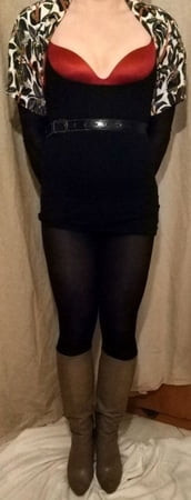 me posing pantyhose)