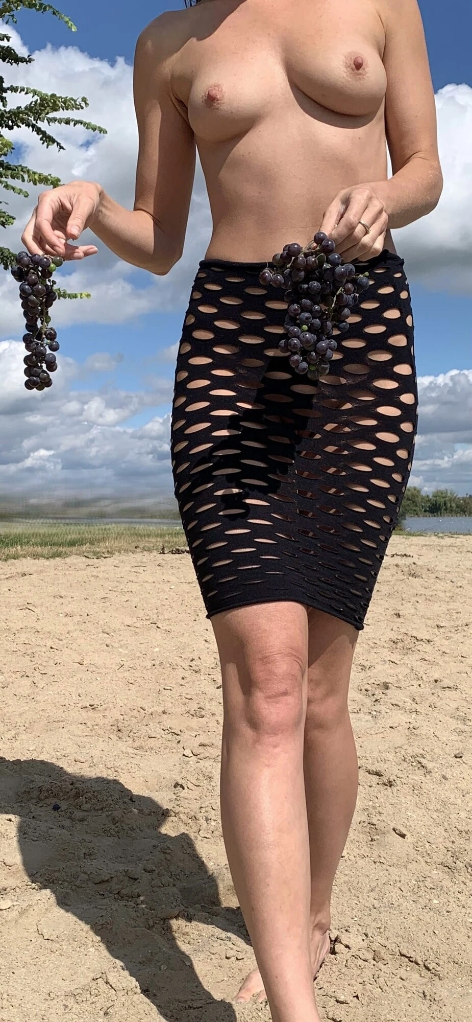 Sexy girl with fruit 