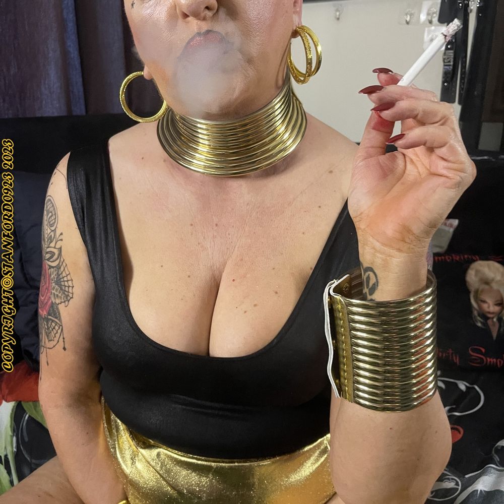 BAD AUNTIE SMOKING  #5