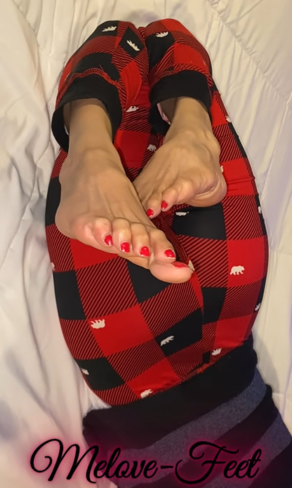Melove Sexy Small Feet with Long Toes