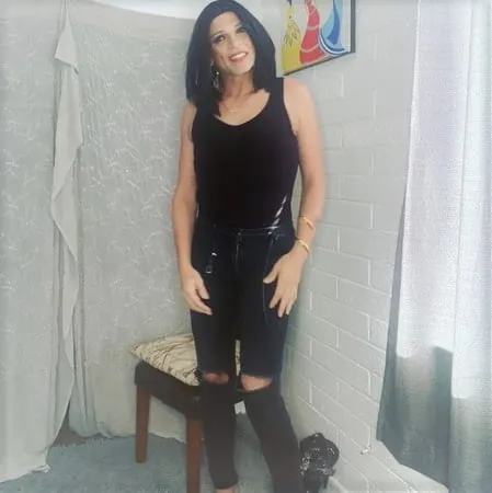 sexy latina milf         