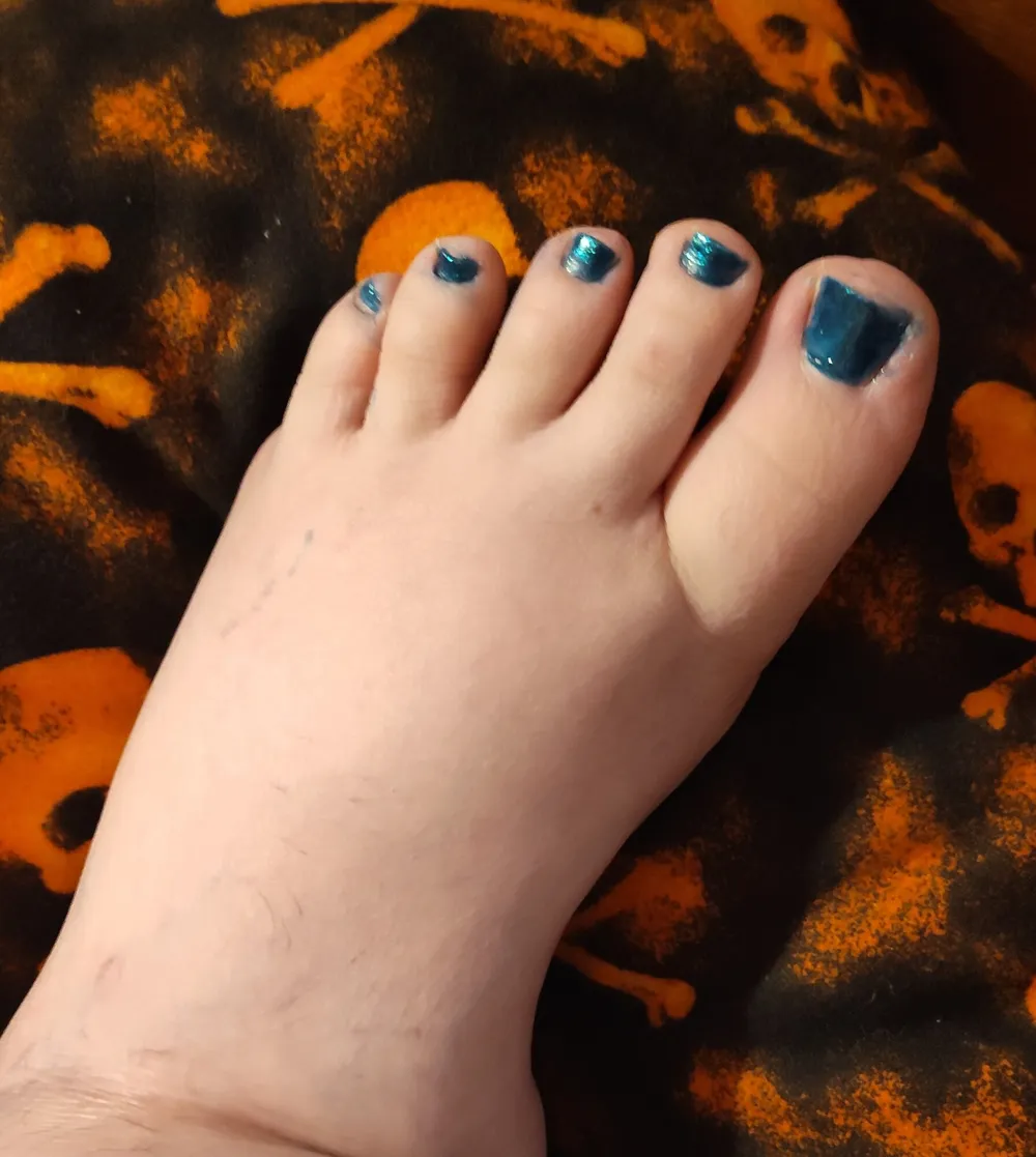 Feet