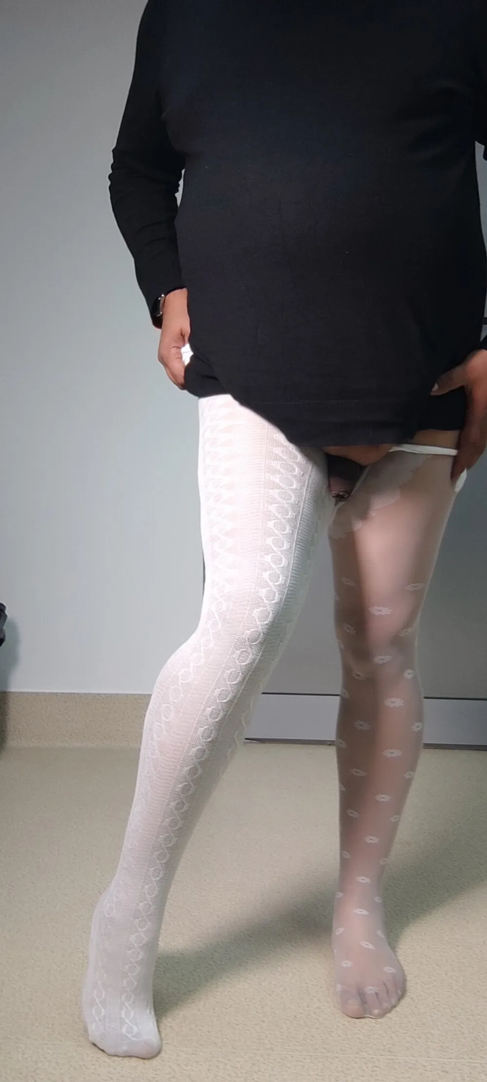 Another pair of white pantyhose on my feet,my favorites. #3