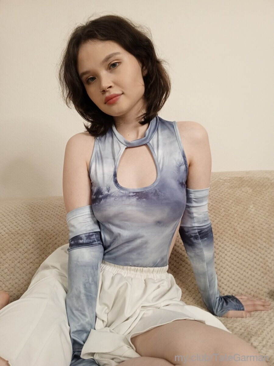 Emily Free Photos #10