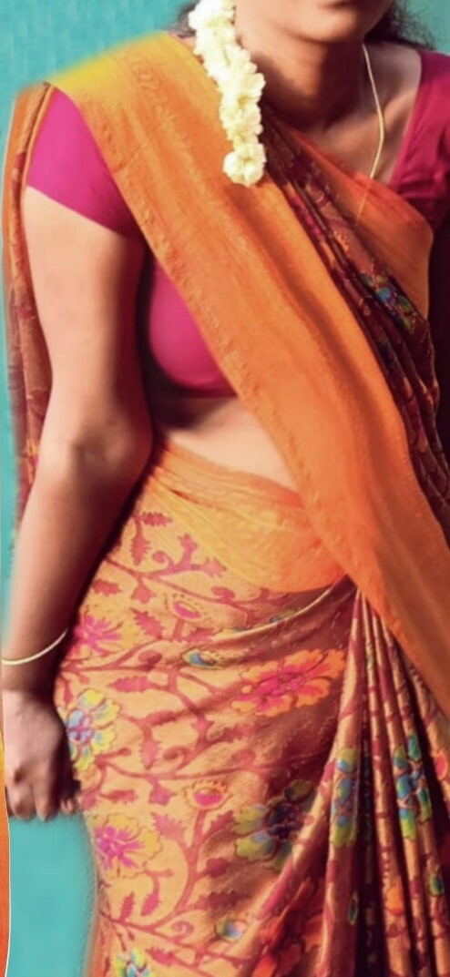 Tamil village aunty suganthi big ass nude sex photos