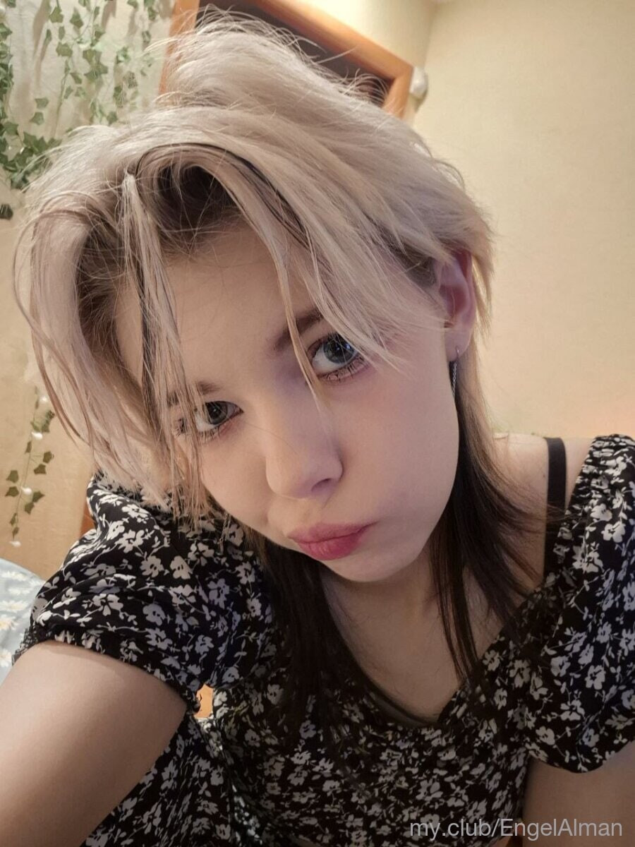 Lilian Free Photos #57