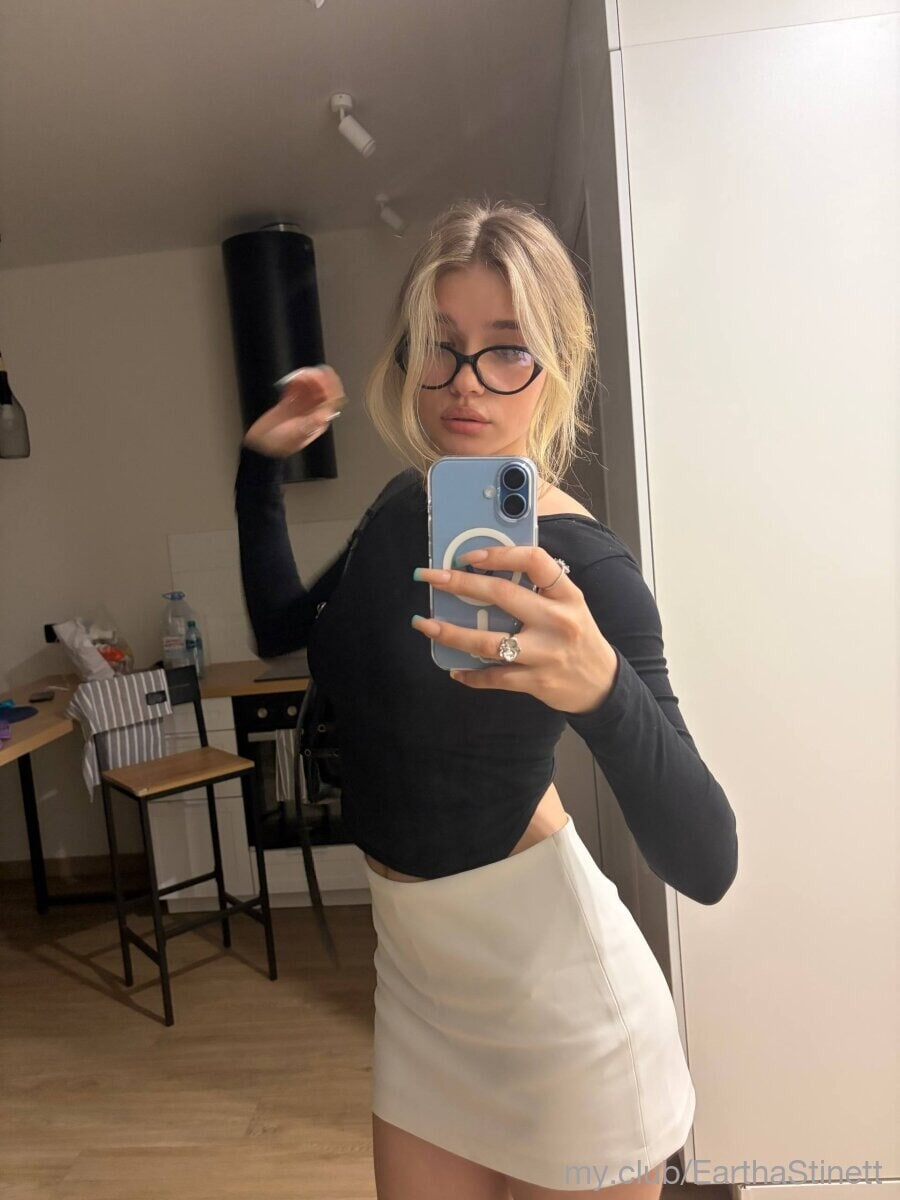 Free Bella Photos #11