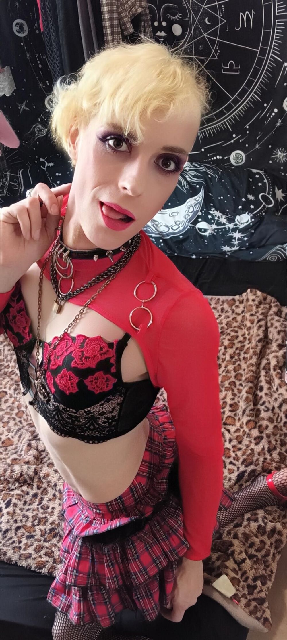 sexy trans in red need a daddy #6