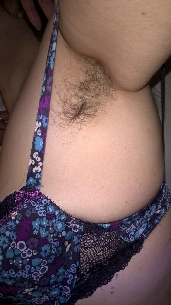 Hairy JoyTwoSex Sexy Armpits